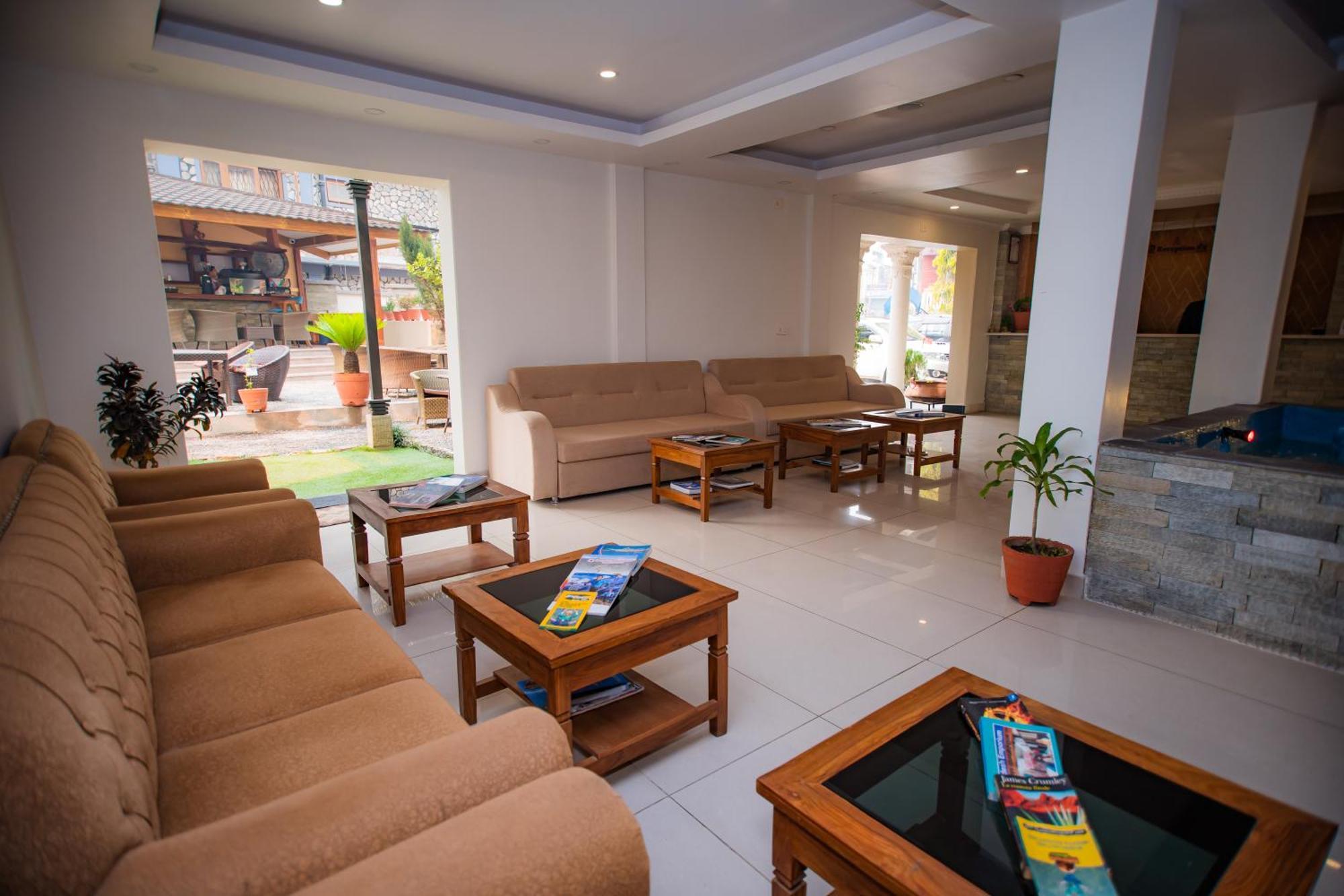 Hotel Pokhara Village & Spa Exterior photo