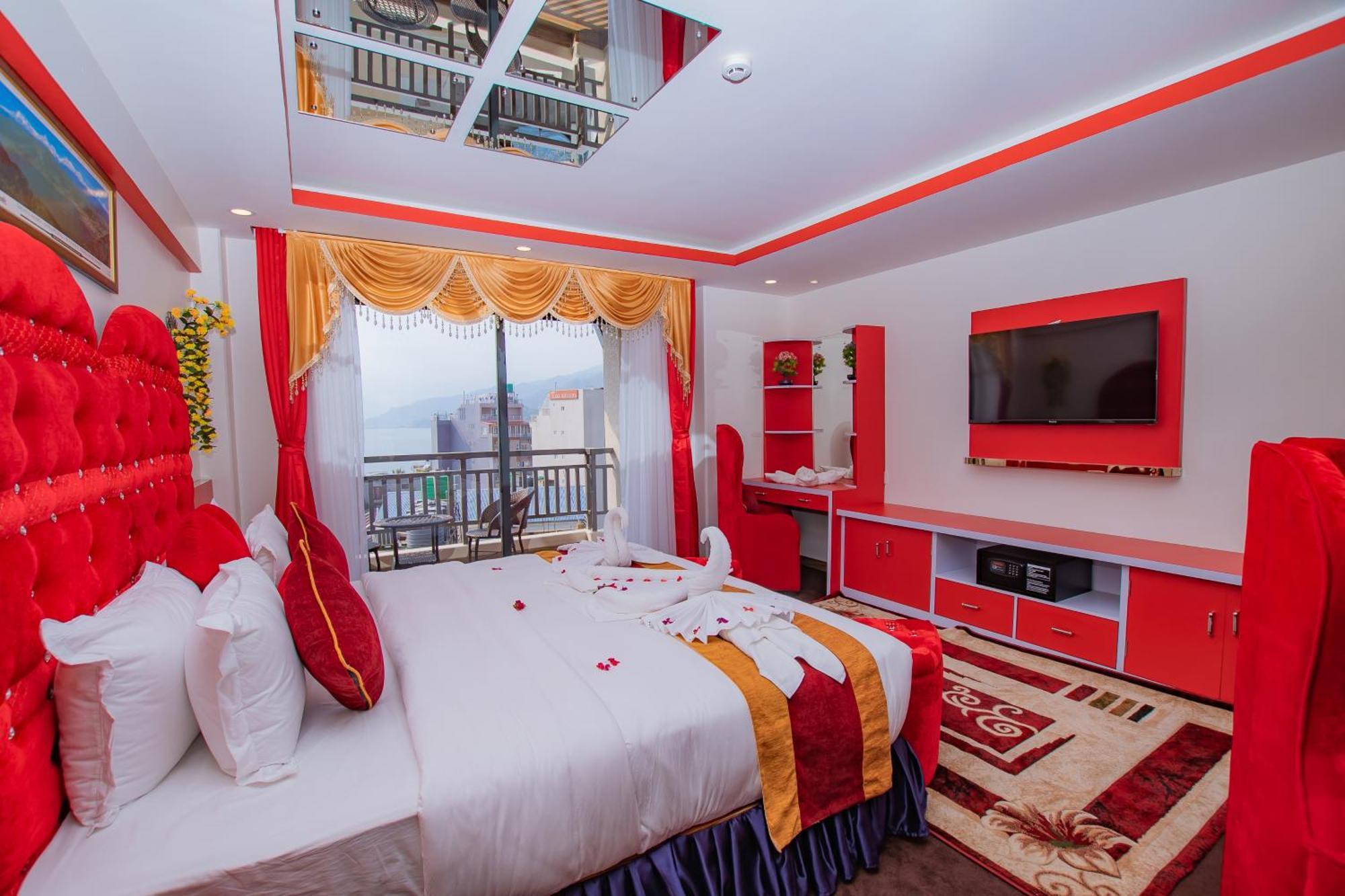 Hotel Pokhara Village & Spa Exterior photo