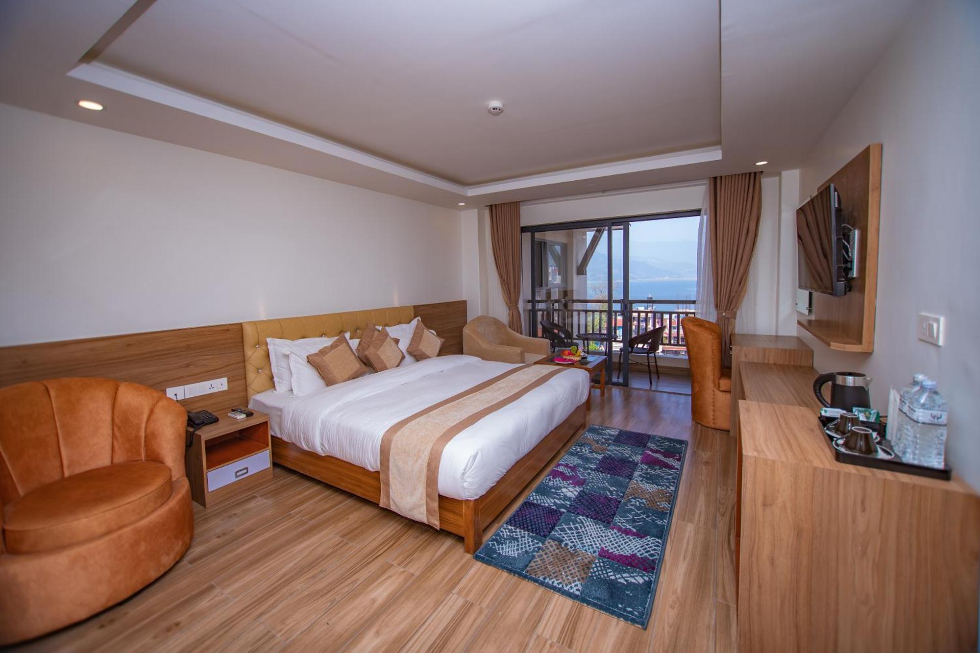 Hotel Pokhara Village & Spa Exterior photo
