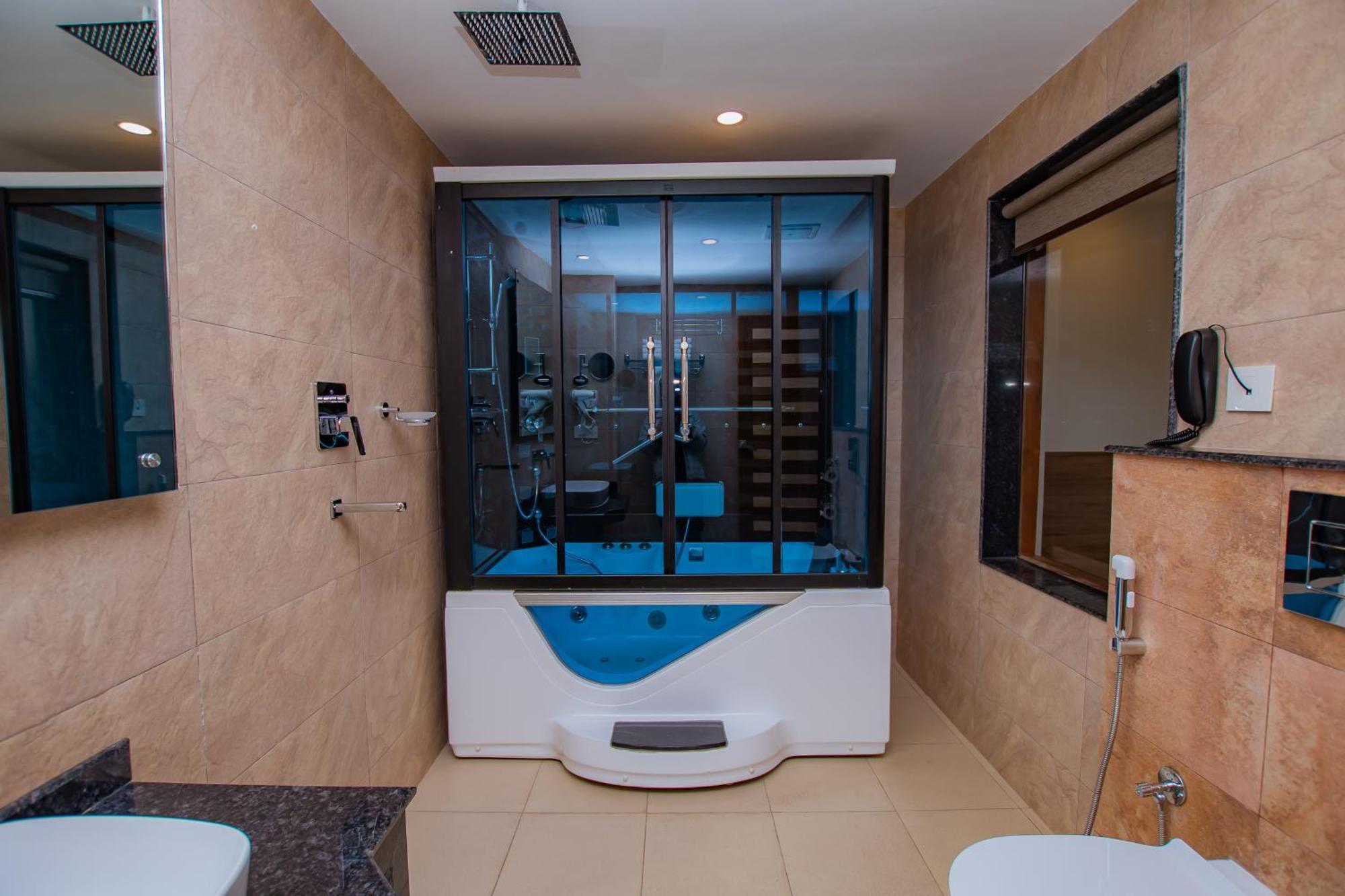 Hotel Pokhara Village & Spa Exterior photo
